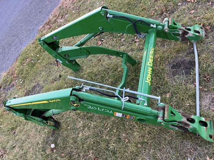 john-deere-440-image-1