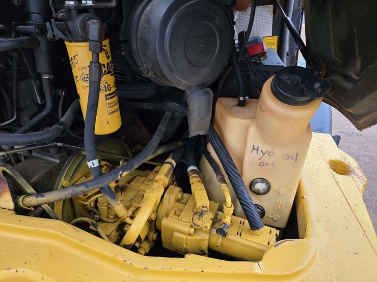 2009-caterpillar-906h-image-43