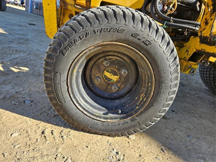 john-deere-650-image-47