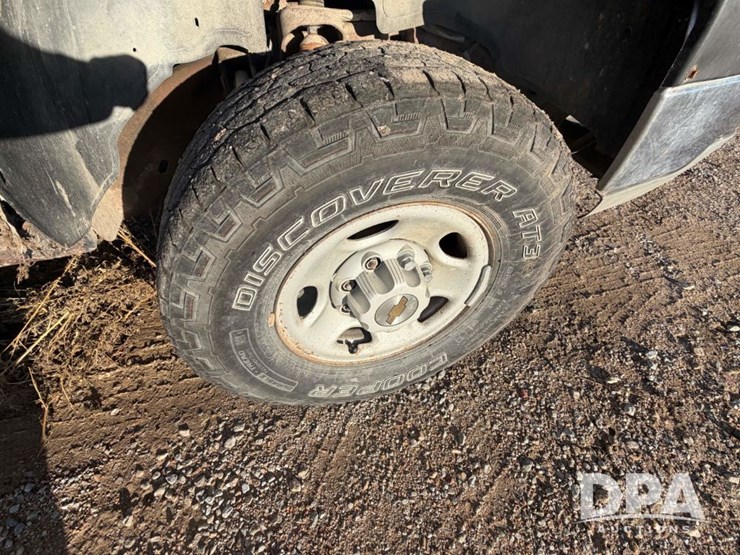 2003-chevrolet-silverado-2500hd-image-18