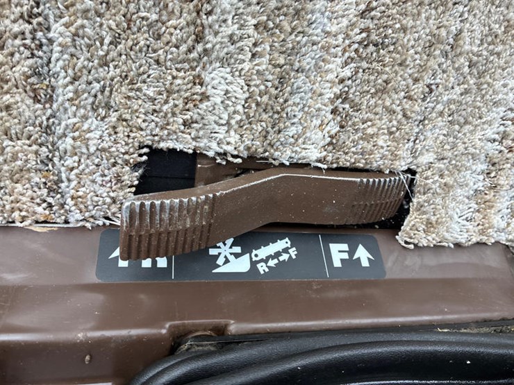 john-deere-2000-image-98