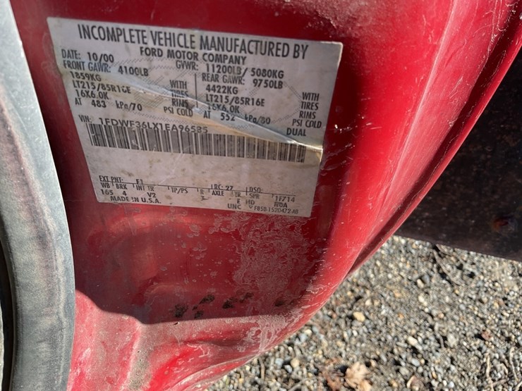 2000-ford-f350-image-8