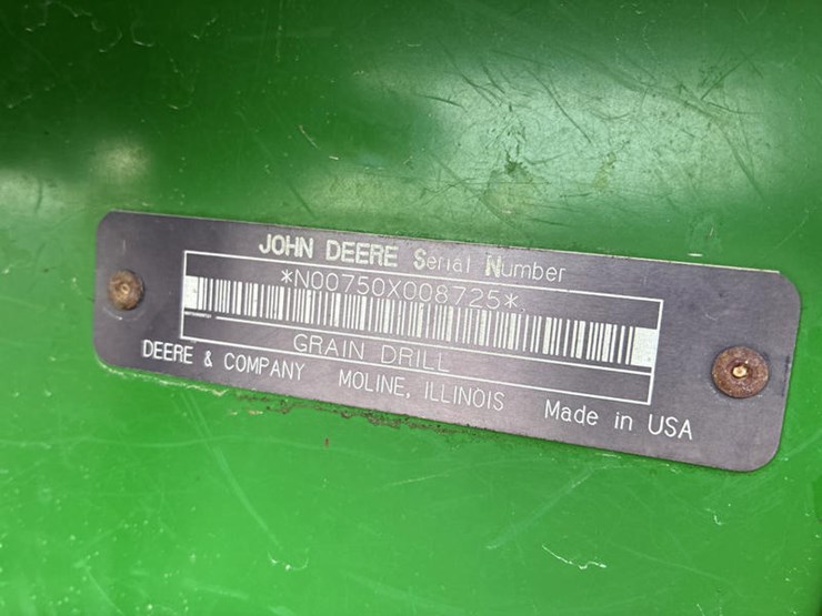 john-deere-750-image-2