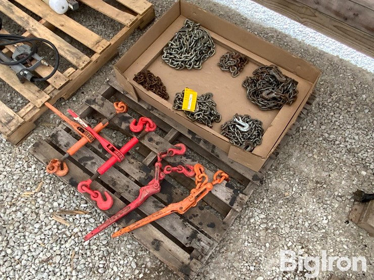 pallet-of-binders-&-chain-image-1