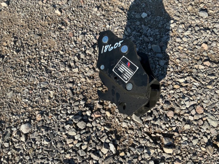 semi-automatic-quick-change-for-mini-excavator-image-1