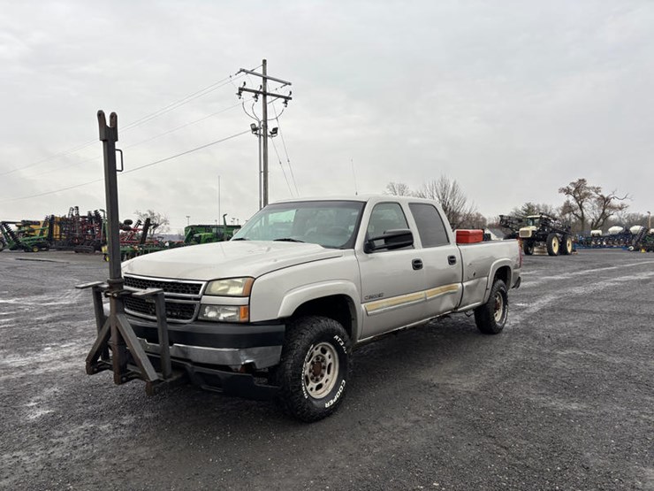 chevrolet-2500-image-1