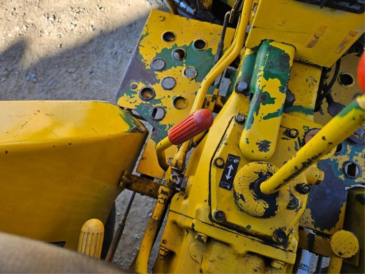 john-deere-650-image-27