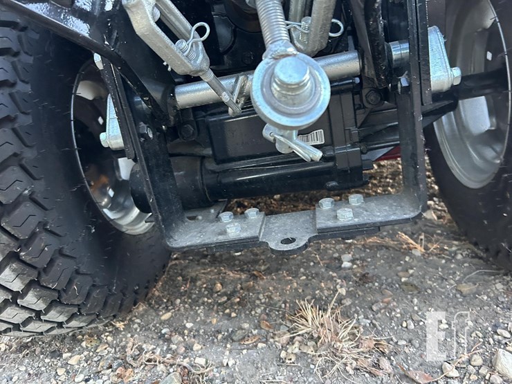 2023-case-ih-farmall-25sc-image-21