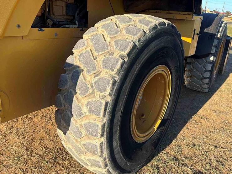 caterpillar-930m-image-16