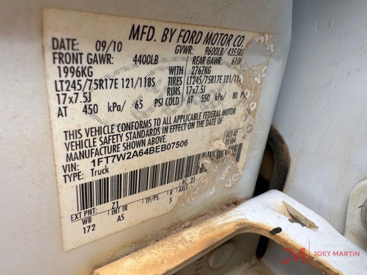 2011-ford-f250-xl-image-17