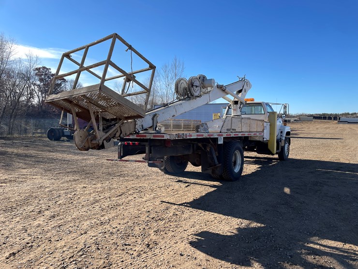 #1140-•-1995-chevrolet-kodiak-boom-truck-has-mn-title)-image-5