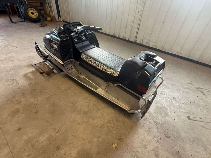 1974-caterpillar-440-image-6