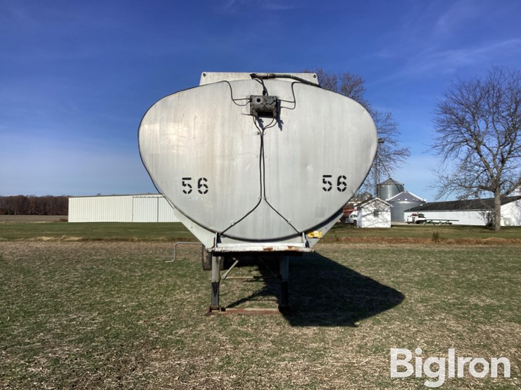 1965-standard-steel-36’-aluminum-t/a-water-tanker-trailer-image-2