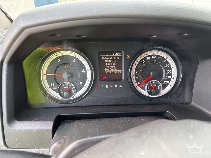 2014-dodge-ram-1500-image-16