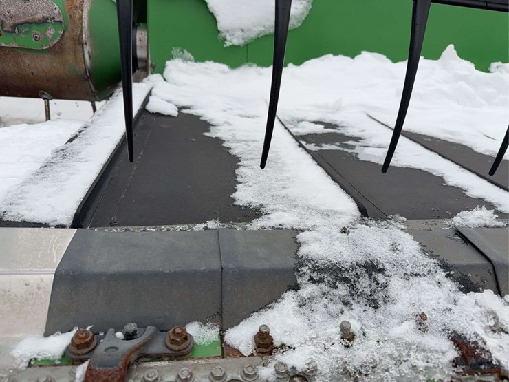 john-deere-640-image-21