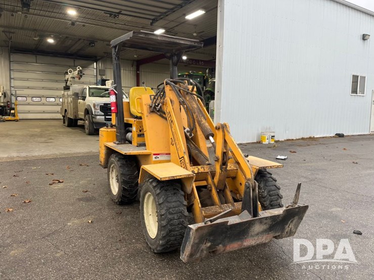 1995-swinger-180-loader-(jn3530)-image-3