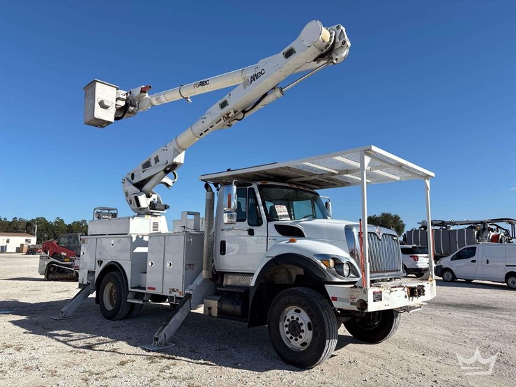 2013-international-workstar-7400-image-2