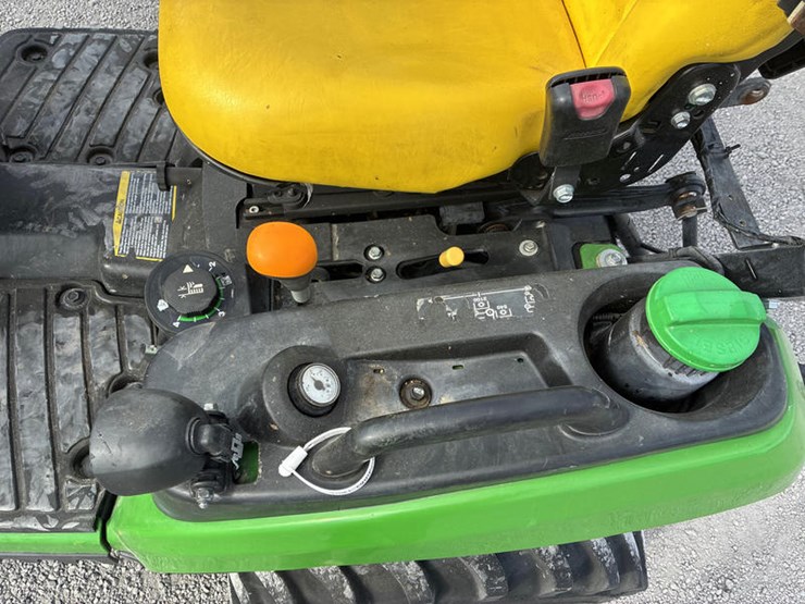 john-deere-1025r-image-48