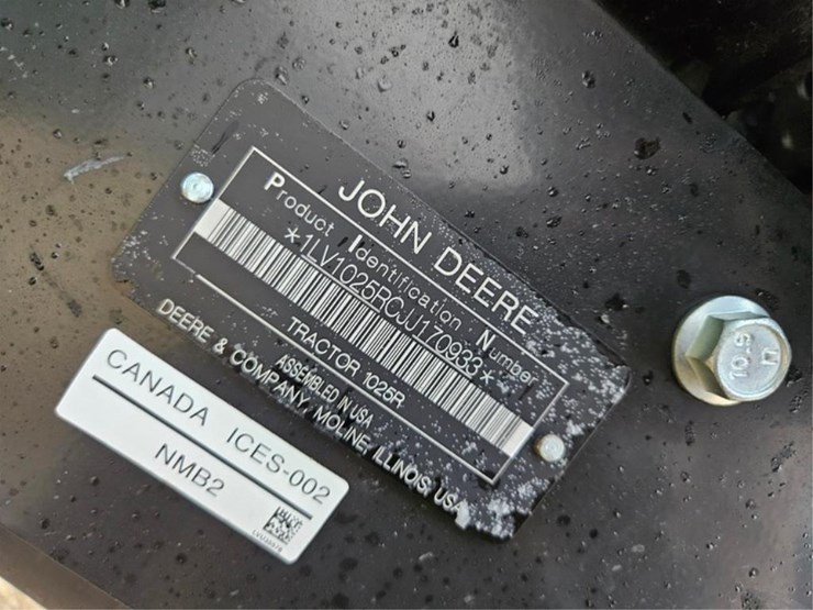 john-deere-1025-image-45