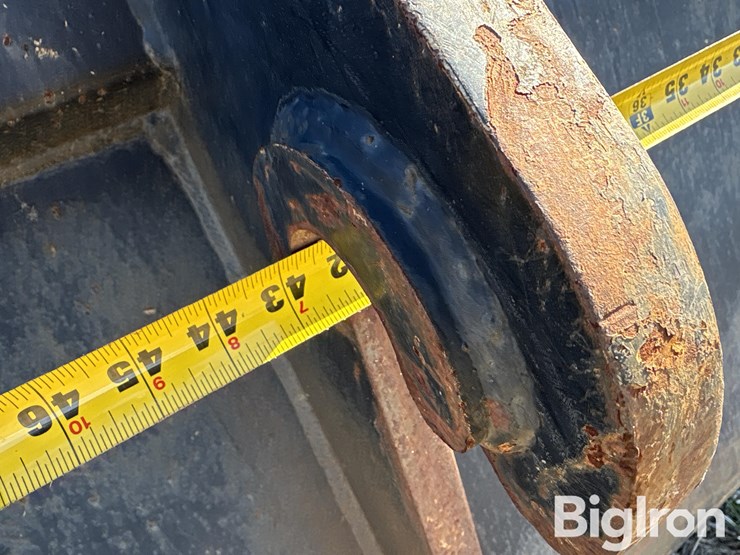 hla-2.2-cu.-yd.-bucket-image-10