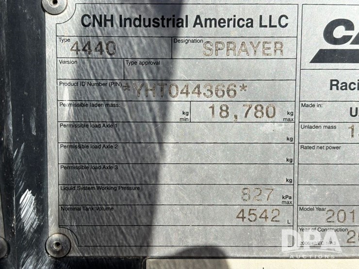 case-ih-patriot-4440-image-133