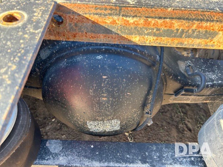 2009-kenworth-t800-image-17