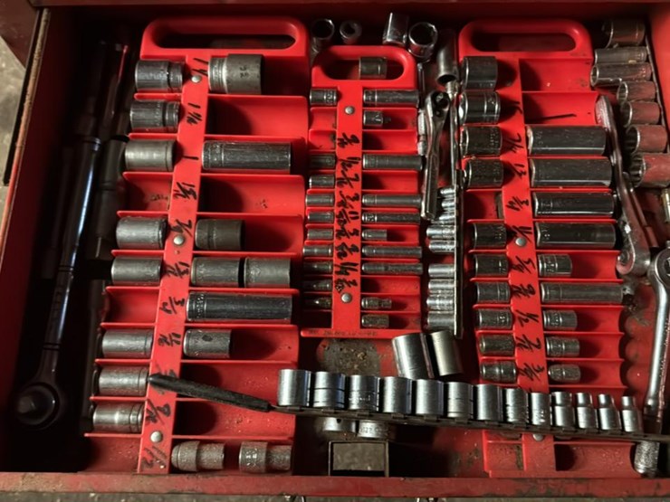 #132-•-tool-box-image-4