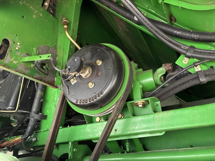 john-deere-9560-image-42