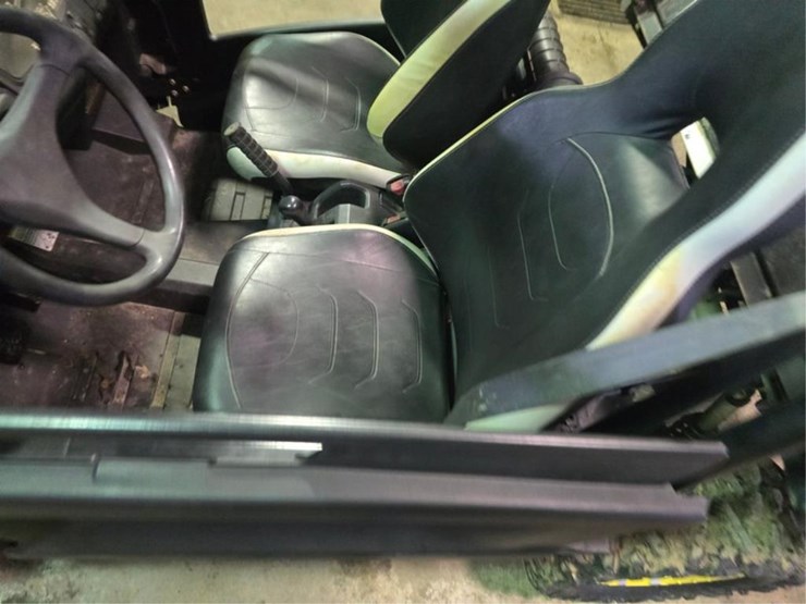 2012-john-deere-gator-image-21