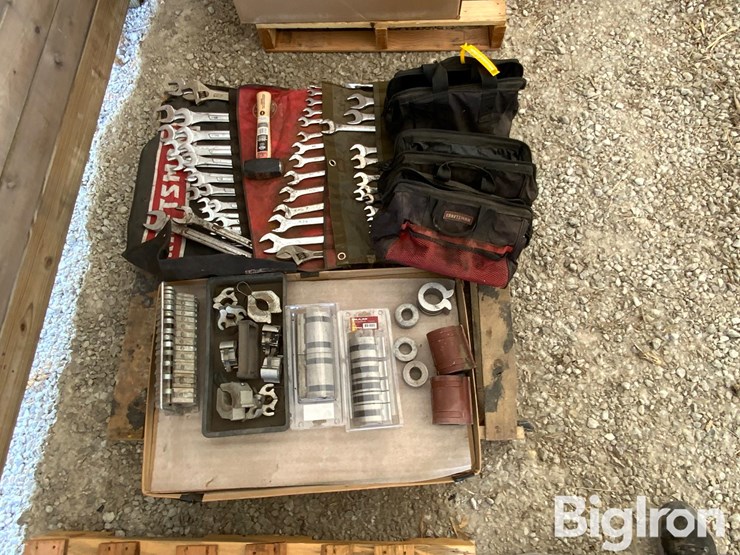 pallet-of-farm-support-image-4