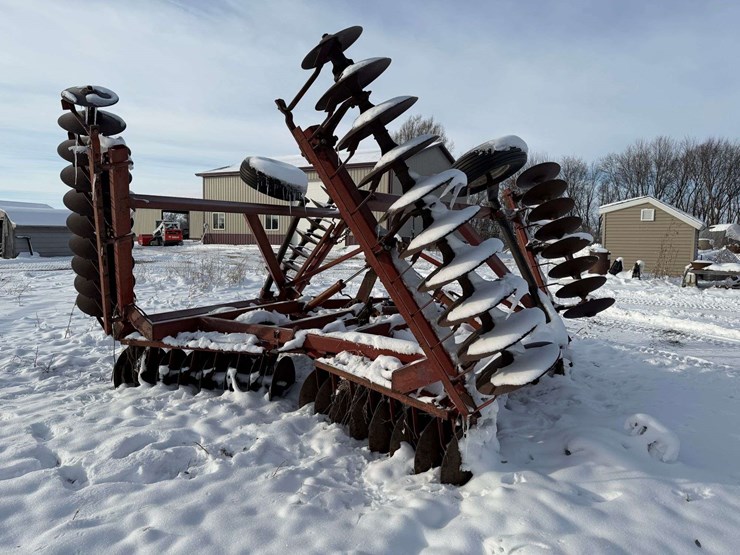 international-490-image-7