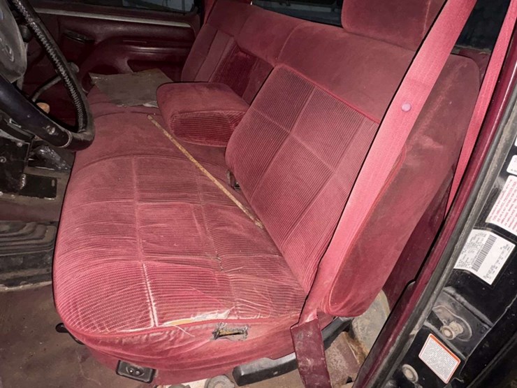 1994-ford-f350-xlt-image-24