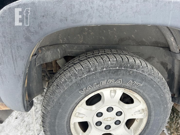 2005-chevrolet-avalanche-1500-image-16