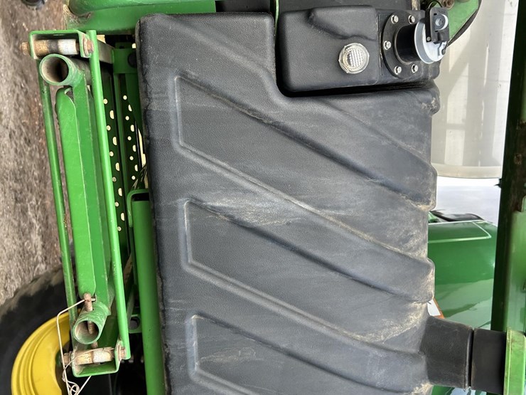 2017-john-deere-r4038-image-26