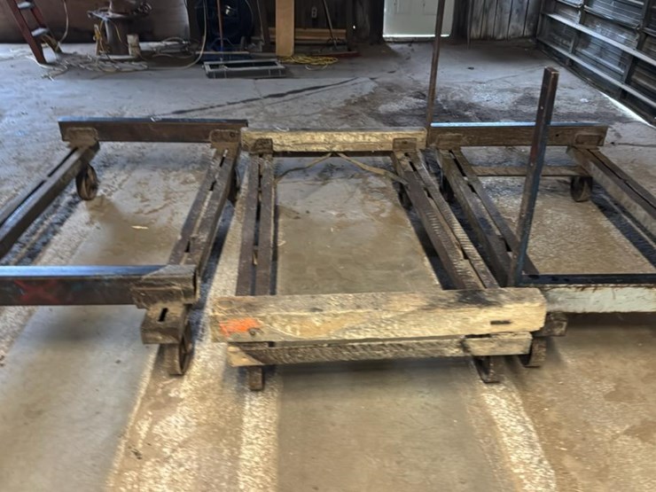 #114-•-stacking-racks-image-3