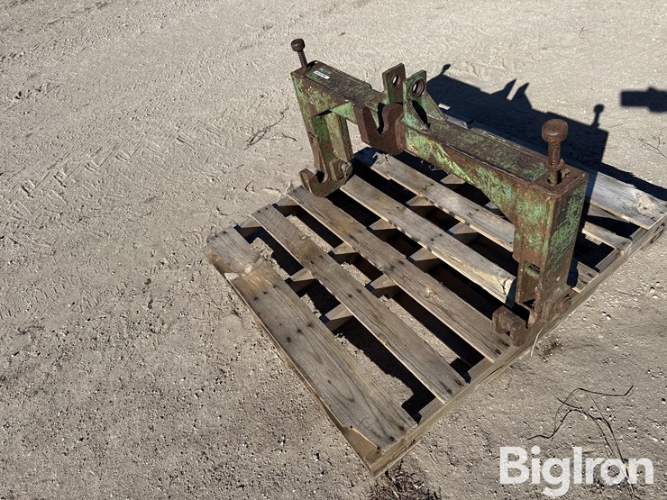 john-deere-3-pt-quick-hitch-image-1