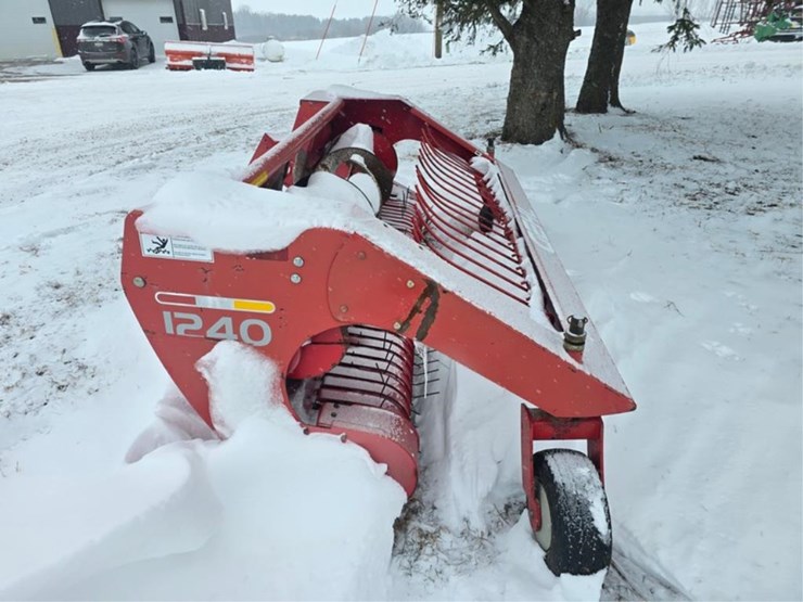 2002-gehl-1285-image-37