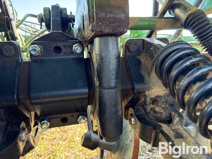 john-deere-1560-image-19