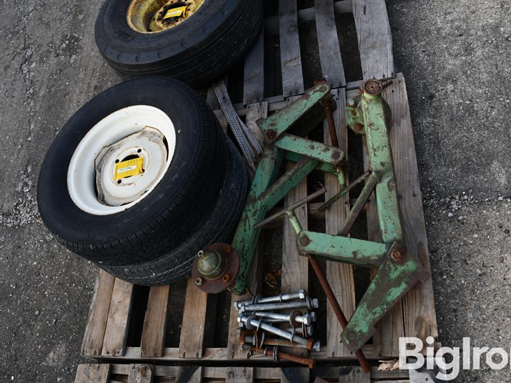 tiger-paw-p205/75r15-tires-on-4-bolt-rims-image-8