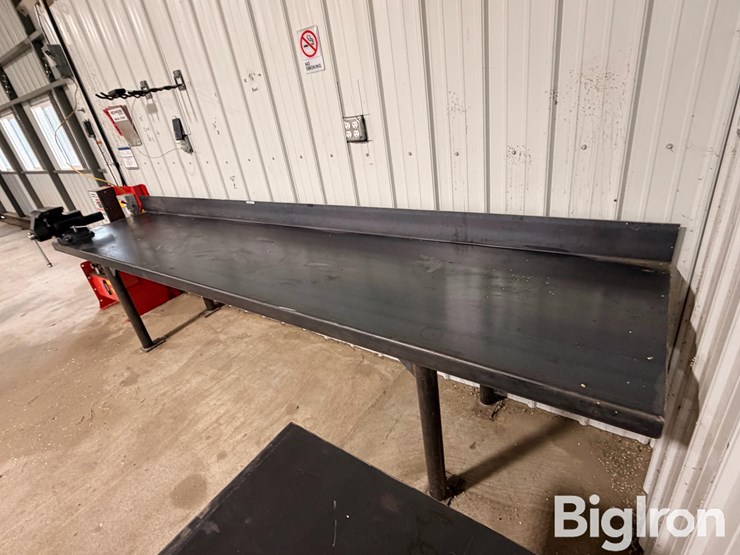 heavy-duty-12'-shop-welding-table-w/-vise-image-3