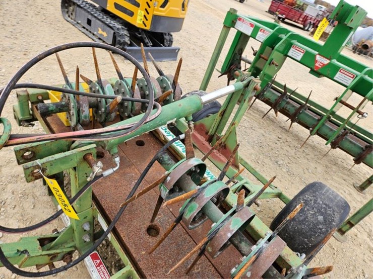 #3052-•-bannerman-multi-ject-3pt-or-pull-type-aerator-image-40