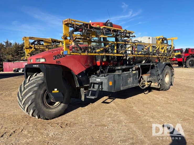 case-ih-titan-3020-image-1