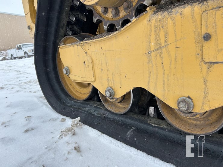 2019-caterpillar-259d-image-21
