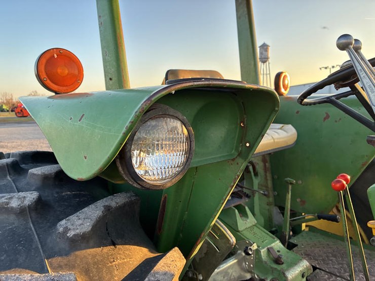 john-deere-2940-image-21