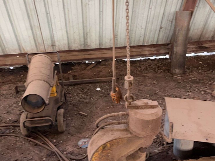 yale-1/2-ton-crane-and-c-punch-image-2