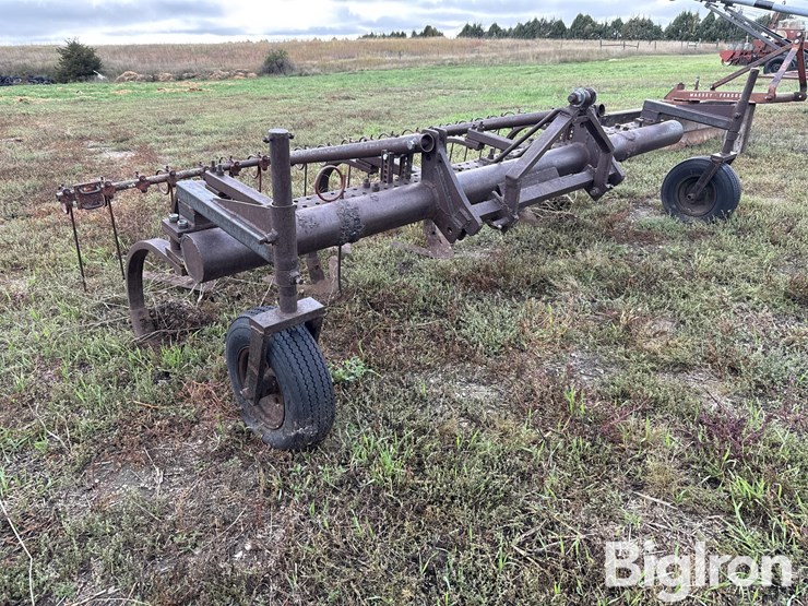 3-pt-mounted-chisel-image-3