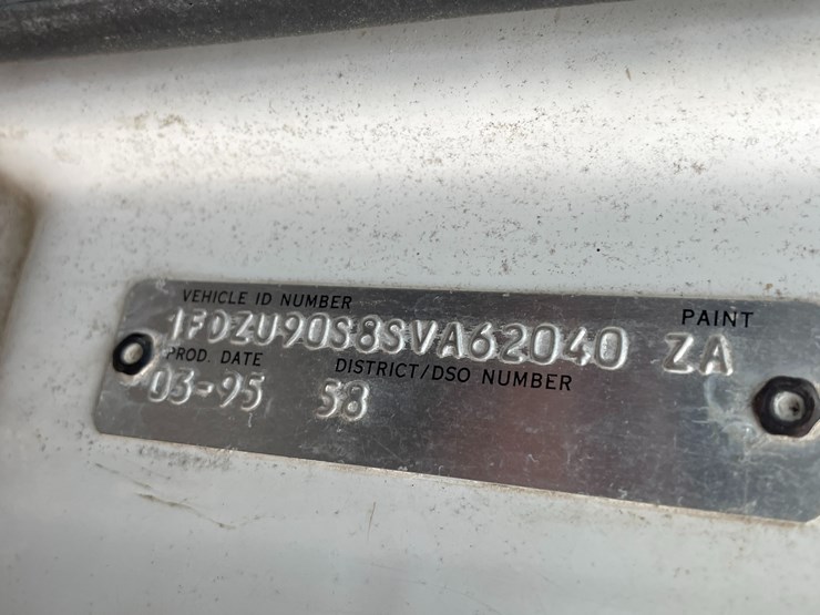 ford-lt9000-image-61