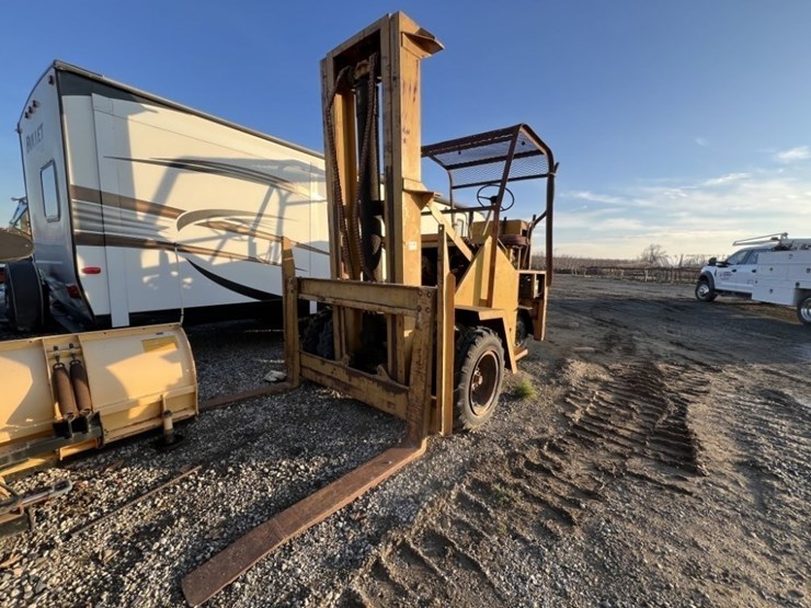 ross-10h-forklift-image-1