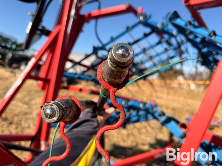 2022-hatzenbichler-30'-hydraulic-comb-harrow-image-12