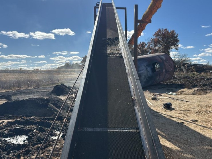 #124-•-inclined-belt-conveyor-image-7